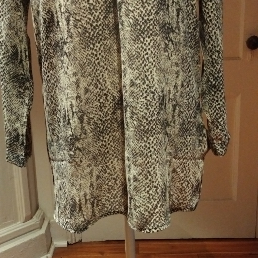 Attitude Unknown Semi-Sheer Snake Print Blouse - Picture 5 of 13